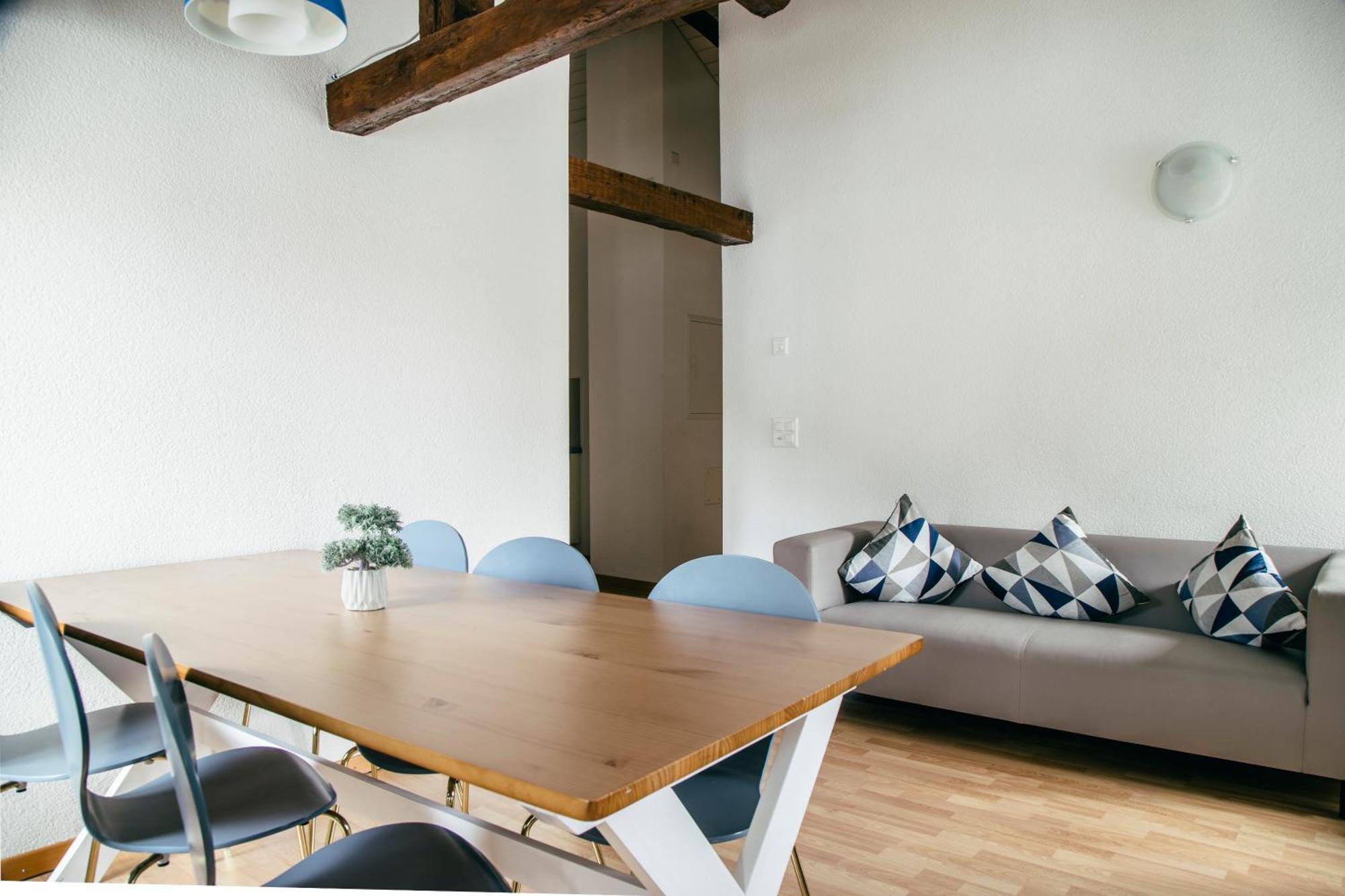 Nimbuzzz Apartments Unterseen Habitación foto